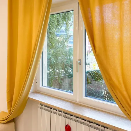 Amicol Bed & Breakfast 4*