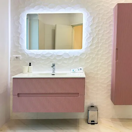 לינה וארוחת בוקר Amicol