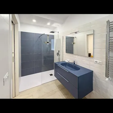 Amicol 4* נאפולי