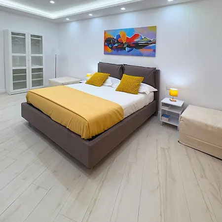 Amicol Bed & Breakfast 4*